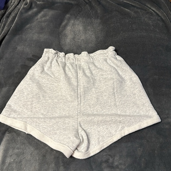 Abercrombie & Fitch Paper Bag Lounge Shorts *M* - Picture 3 of 3